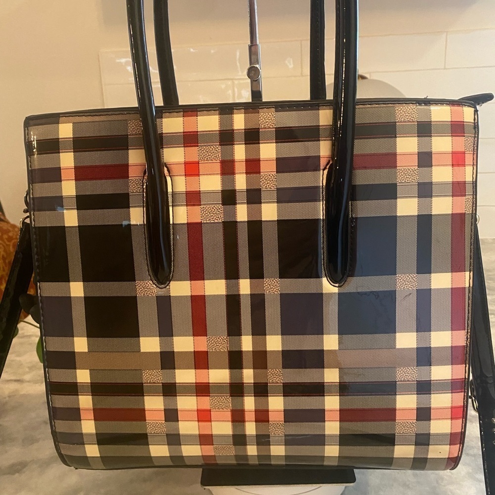 Black Patent Leather Basket Weave‎ Check Satchel / Tote Bag - Picture 4 of 6